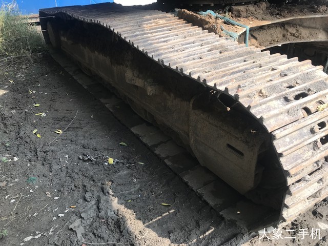 徐工 XE265C 挖掘机