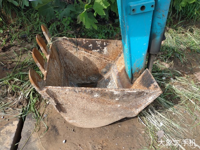 山鼎重工 SD-18 挖掘机