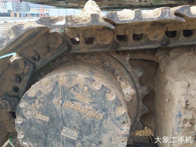 现代 R215LVS 挖掘机