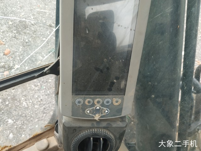 卡特彼勒 323D2L 挖掘机