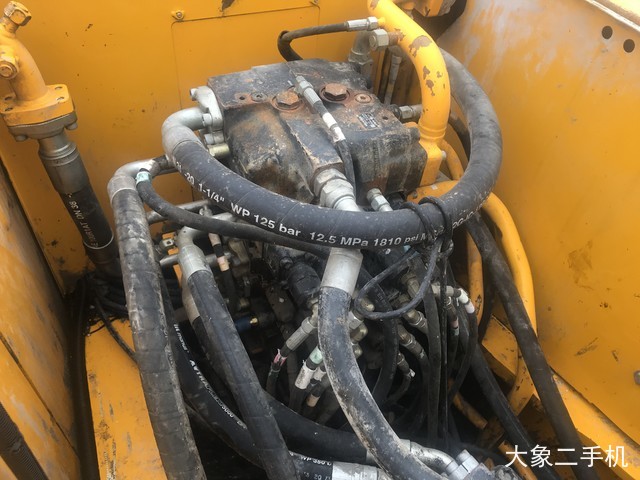 杰西博 JS230LC 挖掘机