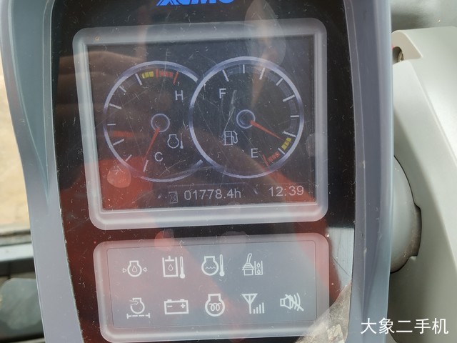 徐工 XE60D 挖掘机