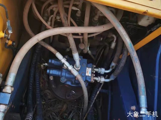 徐工 XE135D 挖掘机