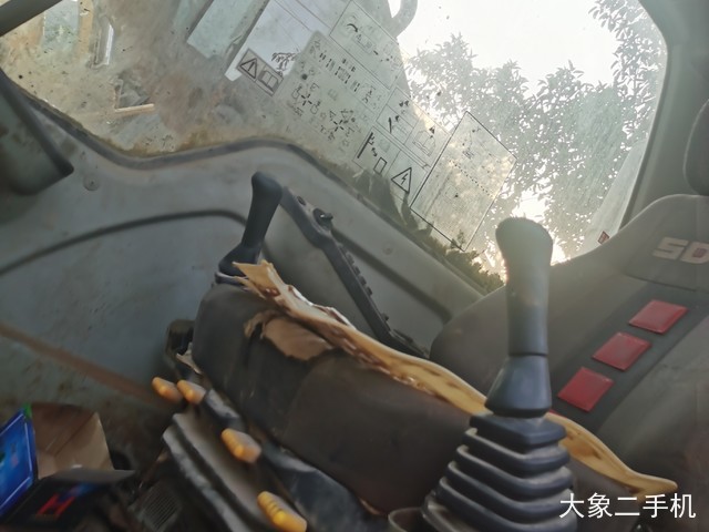 山东临工 LG6360E 挖掘机