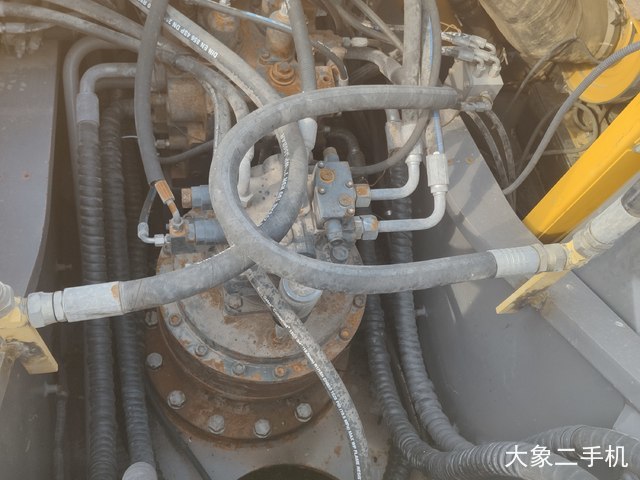 徐工 XE370CA 挖掘机