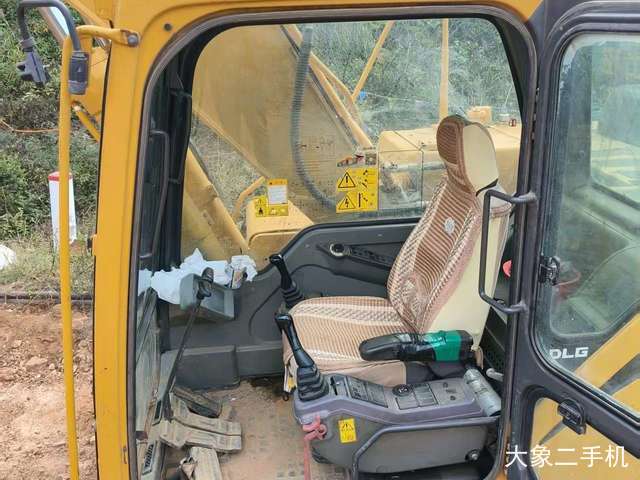 山东临工 E6210F 挖掘机