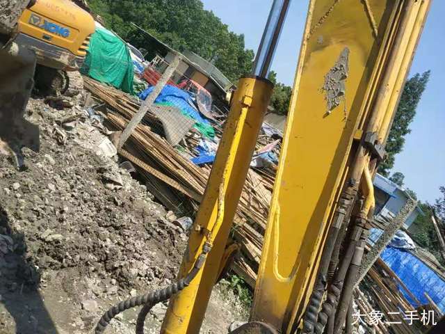 现代 R60-7 挖掘机