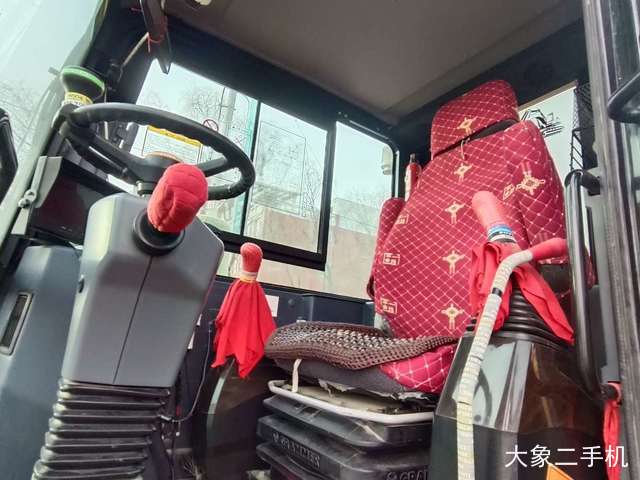 三一重工 SY65W-10 挖掘机