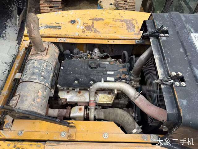 三一重工 SY215C 挖掘机