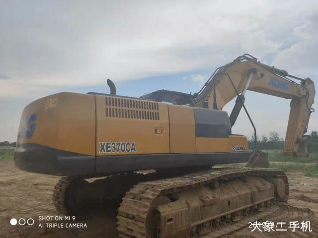 徐工 XE370CA 挖掘机