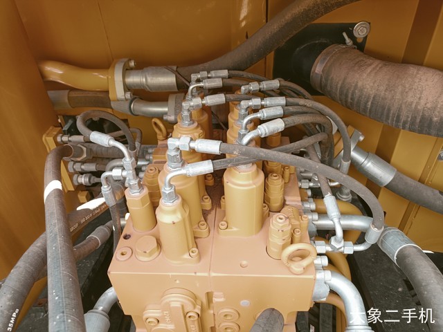 三一重工 SY215C-10 挖掘机