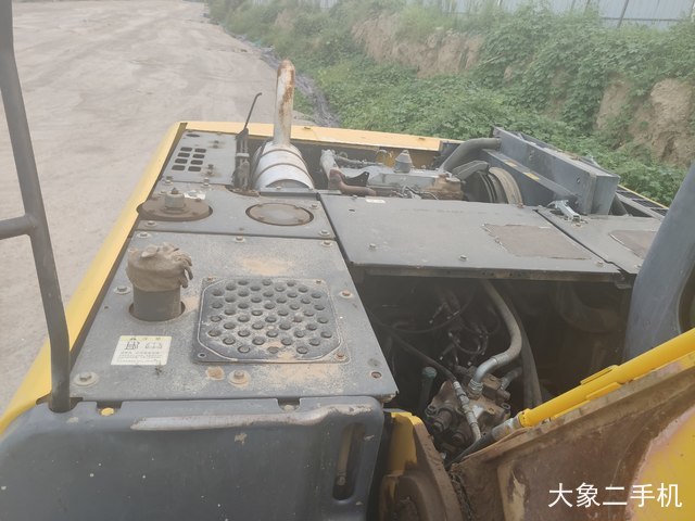 住友 SH240-5 挖掘机