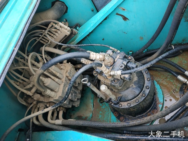 神钢 SK250-8 挖掘机