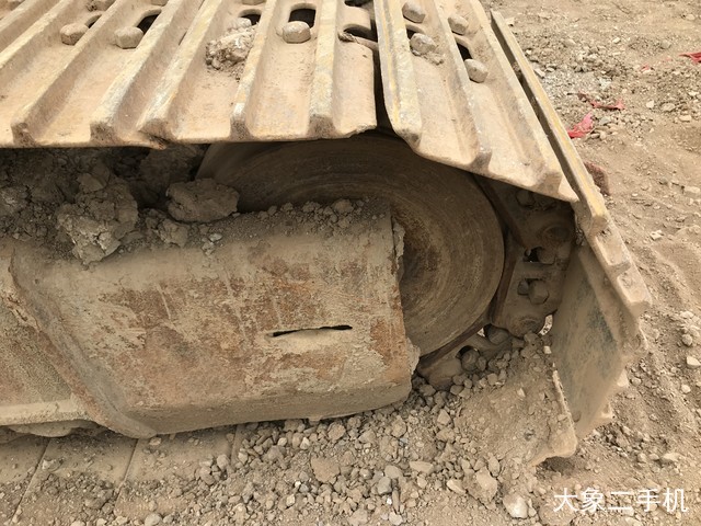 神钢 SK210LC-8 挖掘机