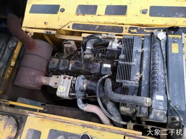 小松 PC270-7 挖掘机