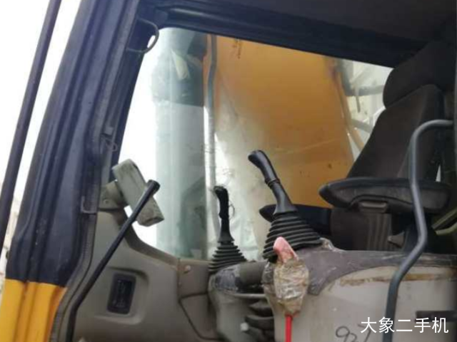 三一重工 SY215C-8S 挖掘机