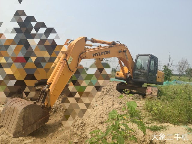 现代 R225LC-7 挖掘机