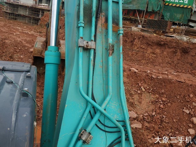 神钢 SK350LC-8 挖掘机