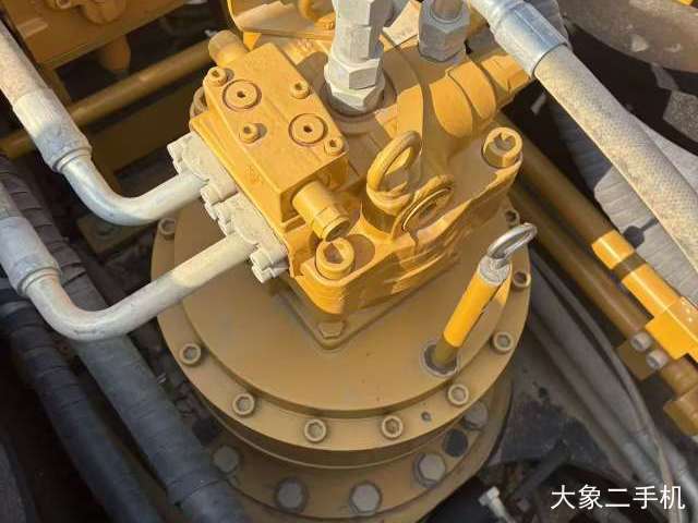 三一重工 SY305H 挖掘机