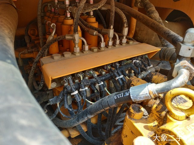 三一重工 SY335C 挖掘机