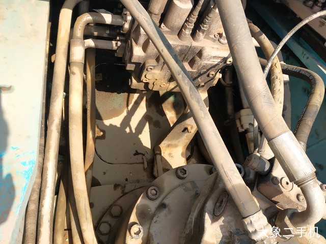 神钢 SK350LC-8 挖掘机