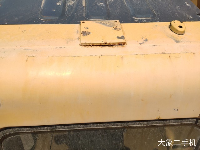 柳工 CLG225 挖掘机