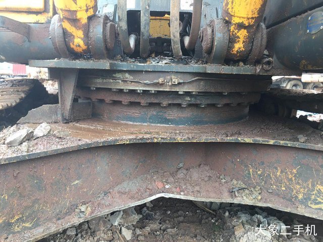 现代 R375LC-7 挖掘机