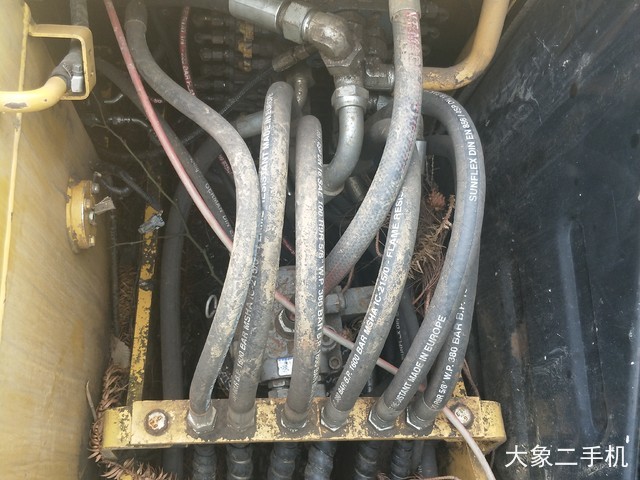 奇瑞迪凯重科 DE85 挖掘机