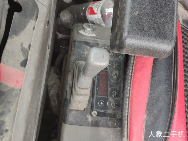 雷沃重工 FR60E 挖掘机