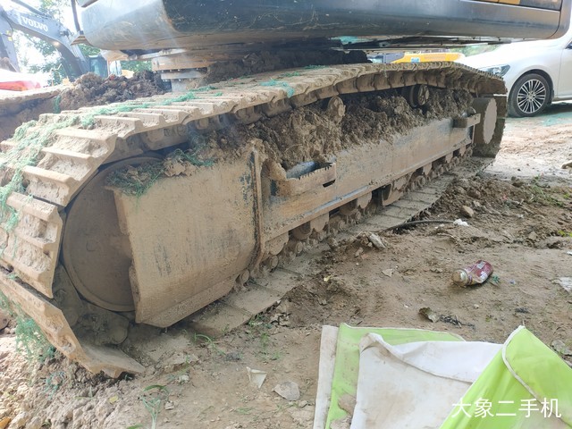 现代 R215LVS 挖掘机