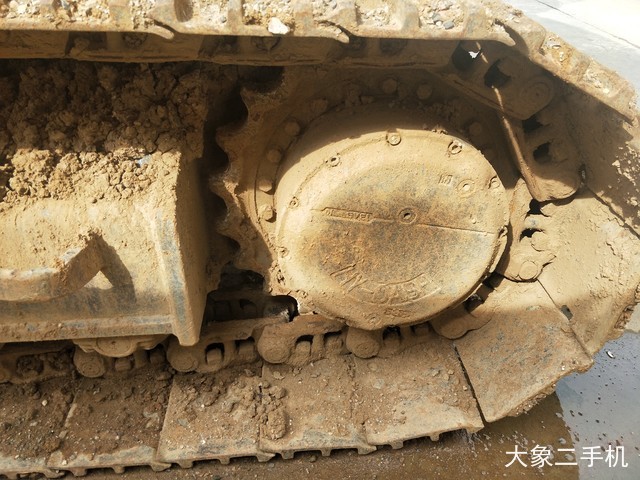 龙工 LG6225 挖掘机