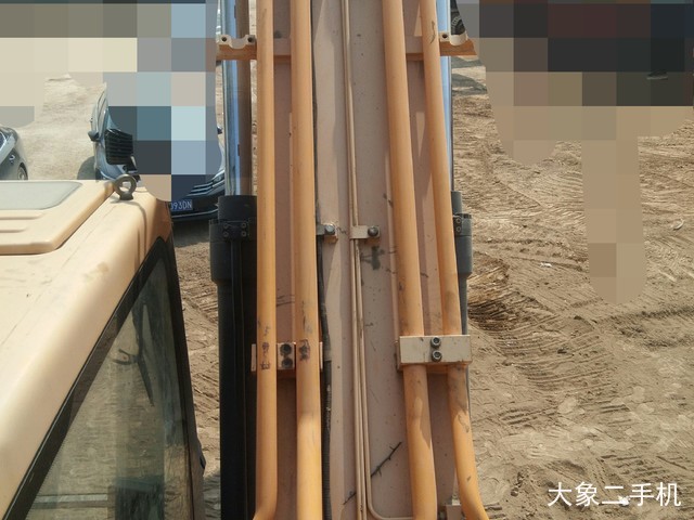 三一重工 SY215C 挖掘机