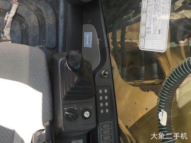 卡特彼勒 320D液压 挖掘机