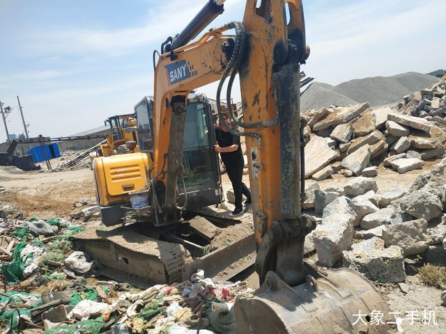 三一重工 SY60C 挖掘机