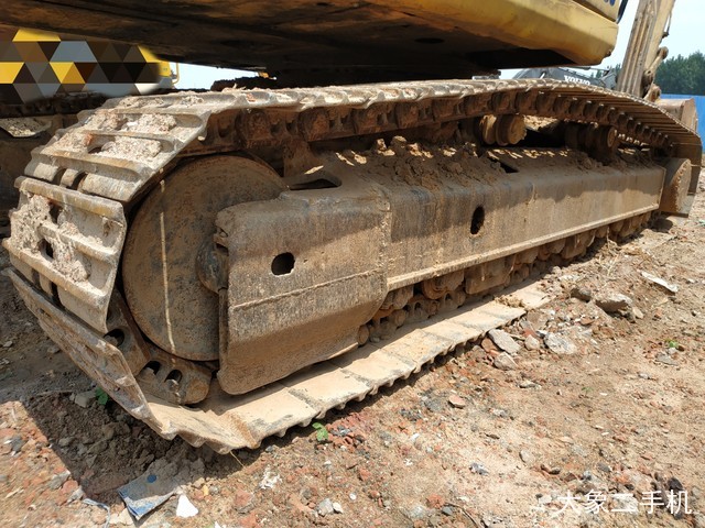 小松 PC240LC-8 挖掘机