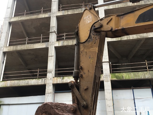 卡特彼勒 329D 挖掘机