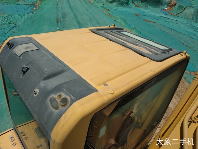 小松 PC200LC-8M0 挖掘机