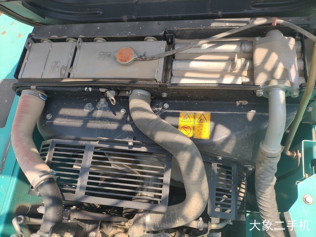 神钢 SK260LC-8 挖掘机