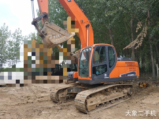 斗山 DX215-9C 挖掘机