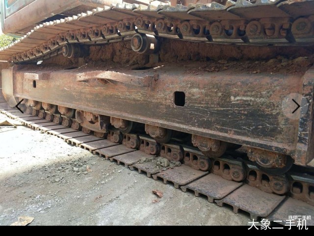 神钢 SK260LC-10 挖掘机