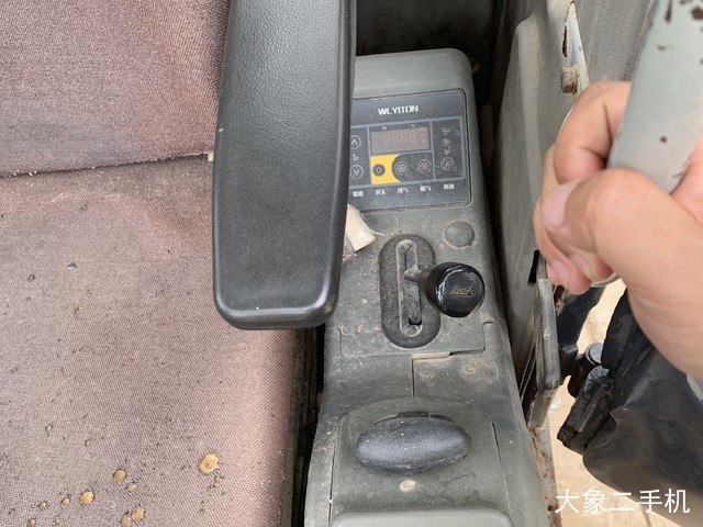 神钢 SK60-C 挖掘机