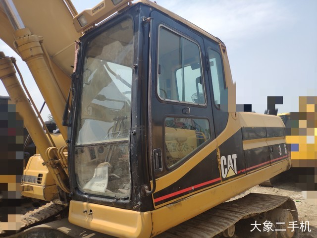 卡特彼勒 325B 挖掘机