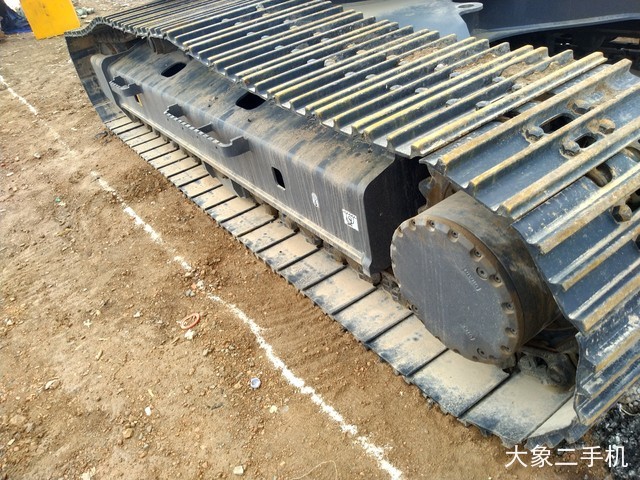 神钢 SK210LC-10 挖掘机