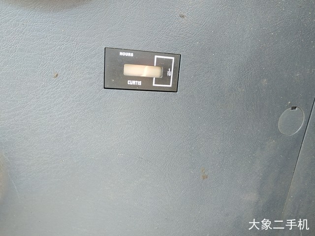 现代 R150LC-9 挖掘机