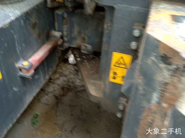 山东临工 RS8220 压路机