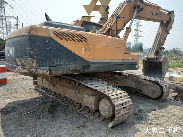 现代 R275LC-9T 挖掘机