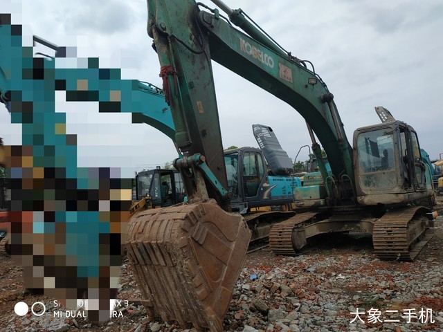 神钢 SK250LC-8 挖掘机