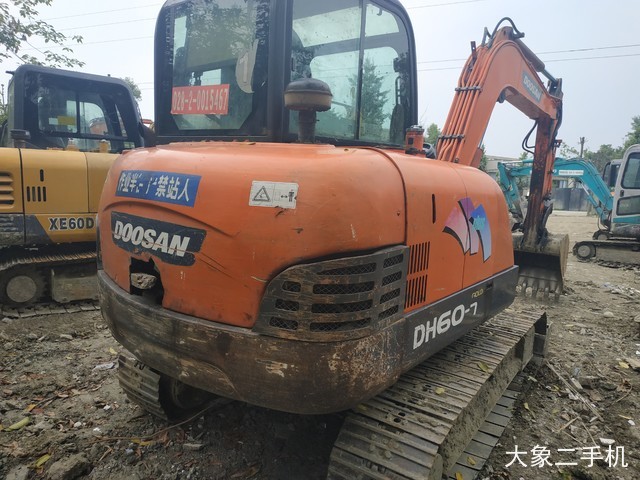 斗山 DH60-7 挖掘机