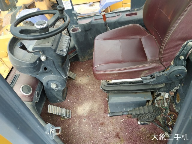 龙工 LG855N 装载机