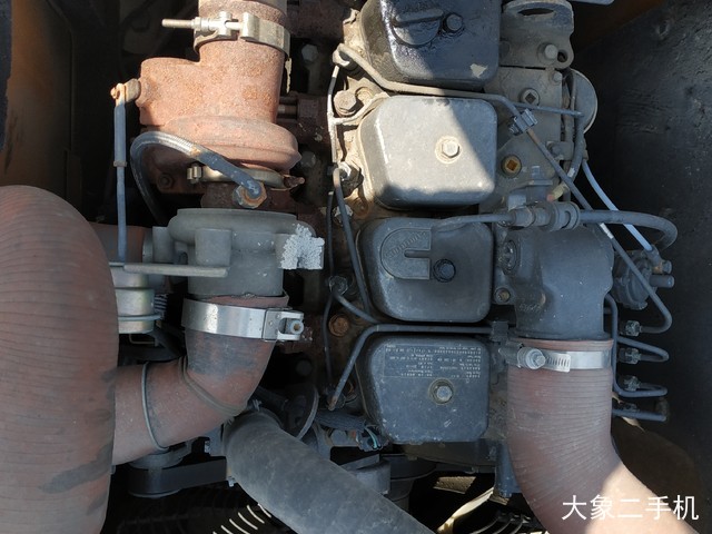 现代 R150LC-9 挖掘机